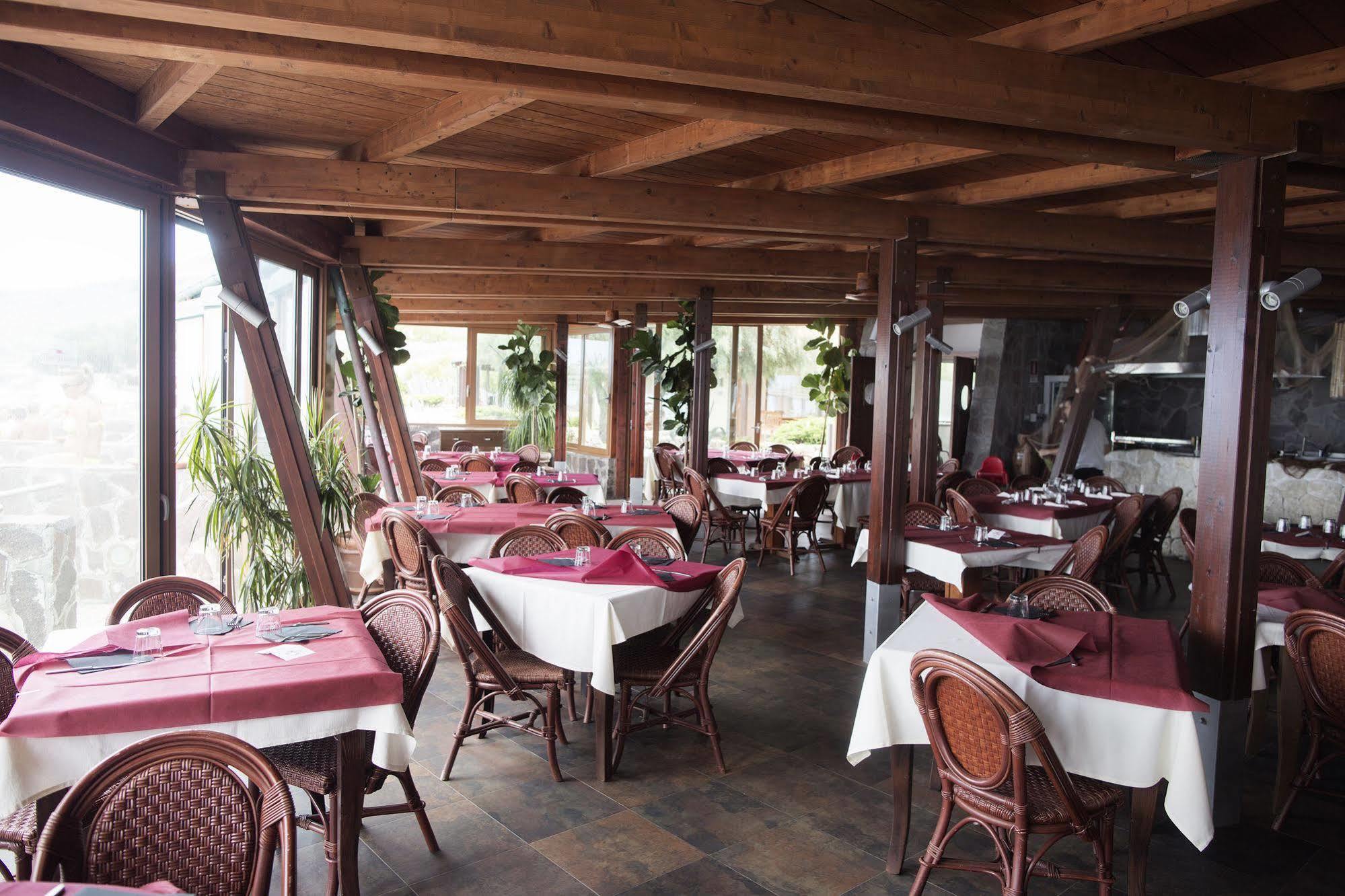 Trevi Village カンポラ・サン・ジョバンニ エクステリア 写真